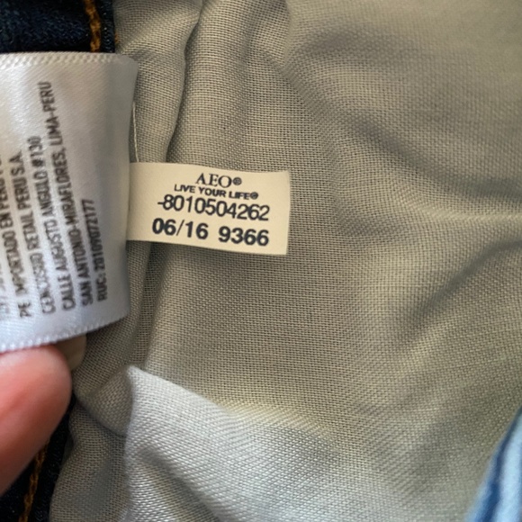 🎉HP🎉 AEO Super Stretch Jegging Jeans 0 Long - Picture 8 of 8